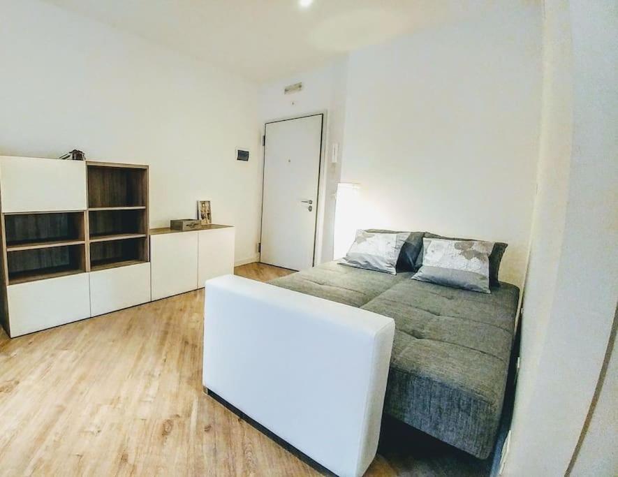 B&B Gocciadoro 26 NUOVO, CLIMATIZZATO, ZONA OSPEDALE, POSTO AUTO Trento Exterior foto