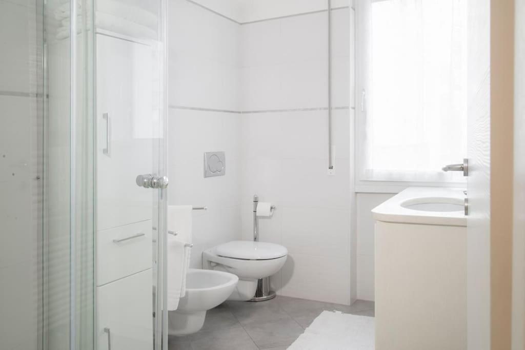 B&B Gocciadoro 26 NUOVO, CLIMATIZZATO, ZONA OSPEDALE, POSTO AUTO Trento Exterior foto